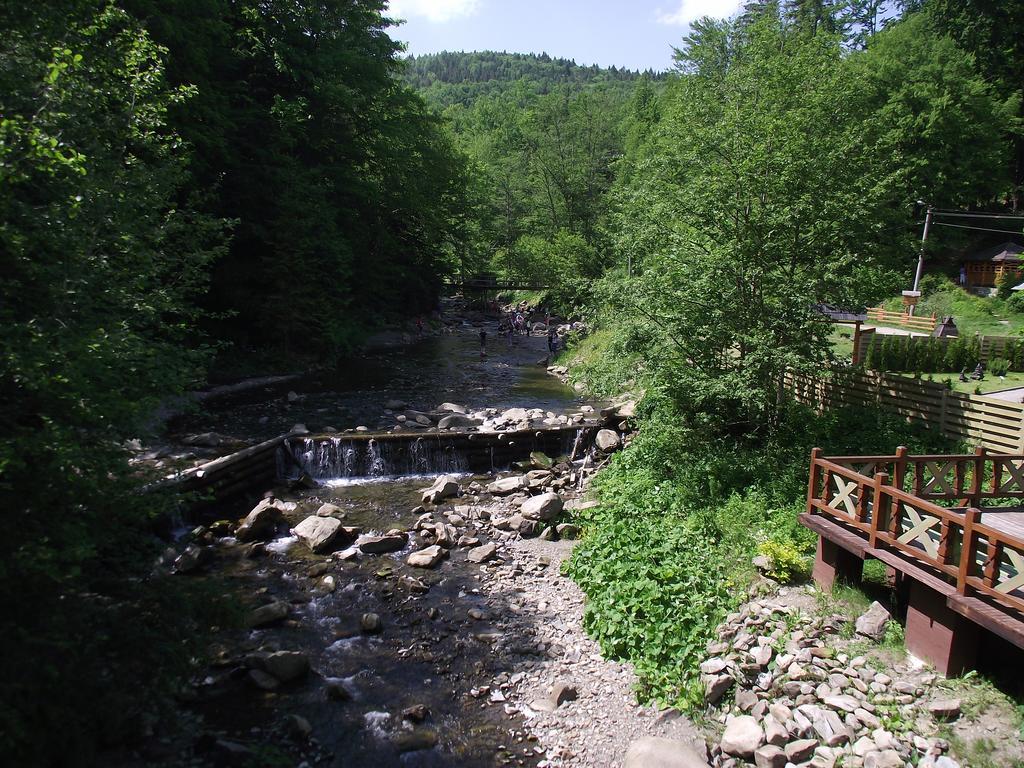Guesthouse U Dida Viktora Яремча Экстерьер фото